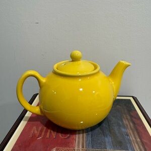 Vintage PRISTINE ENGLAND Ceramic Bright Yellow Teapot Small Size